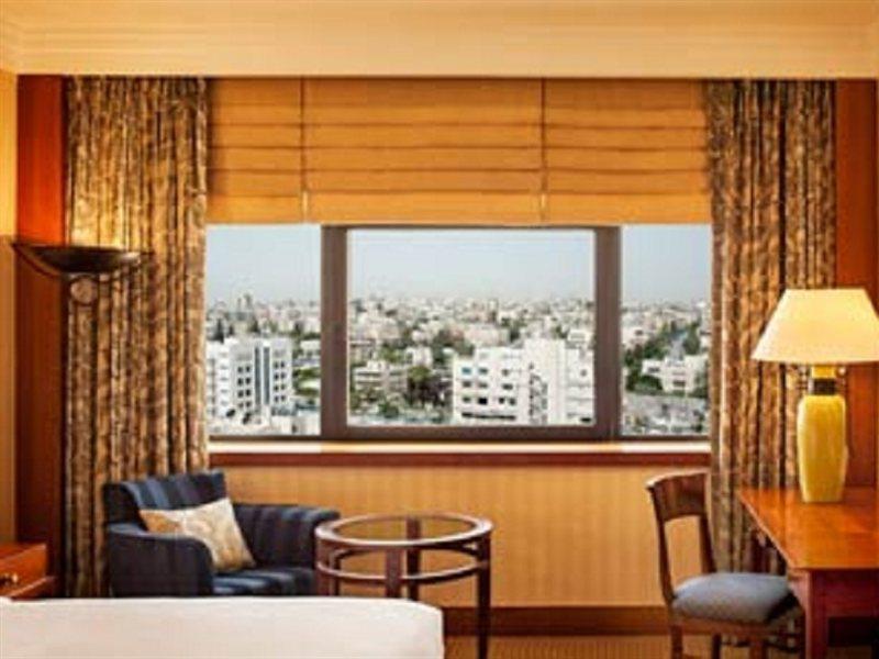 Le Grand Amman Managed By Accor Hotel Esterno foto